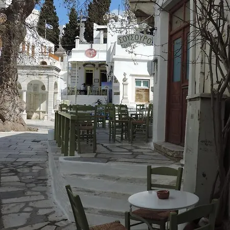 Nyaraló Skaris Tinos *