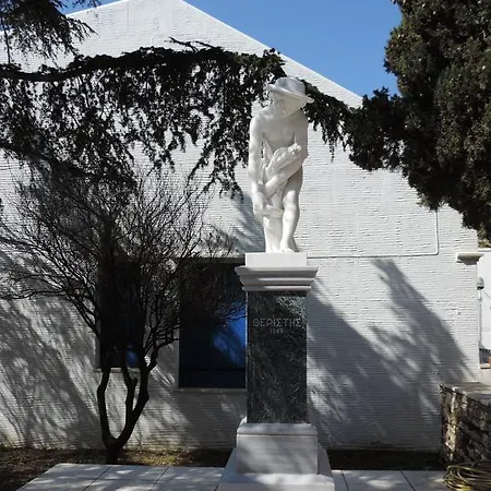 Nyaraló Skaris Tinos Pánormosz