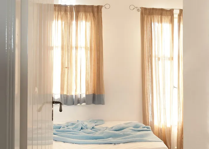 Skaris Tinos Pánormos